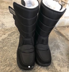 Fleece winter snow clothes wear coat boot 